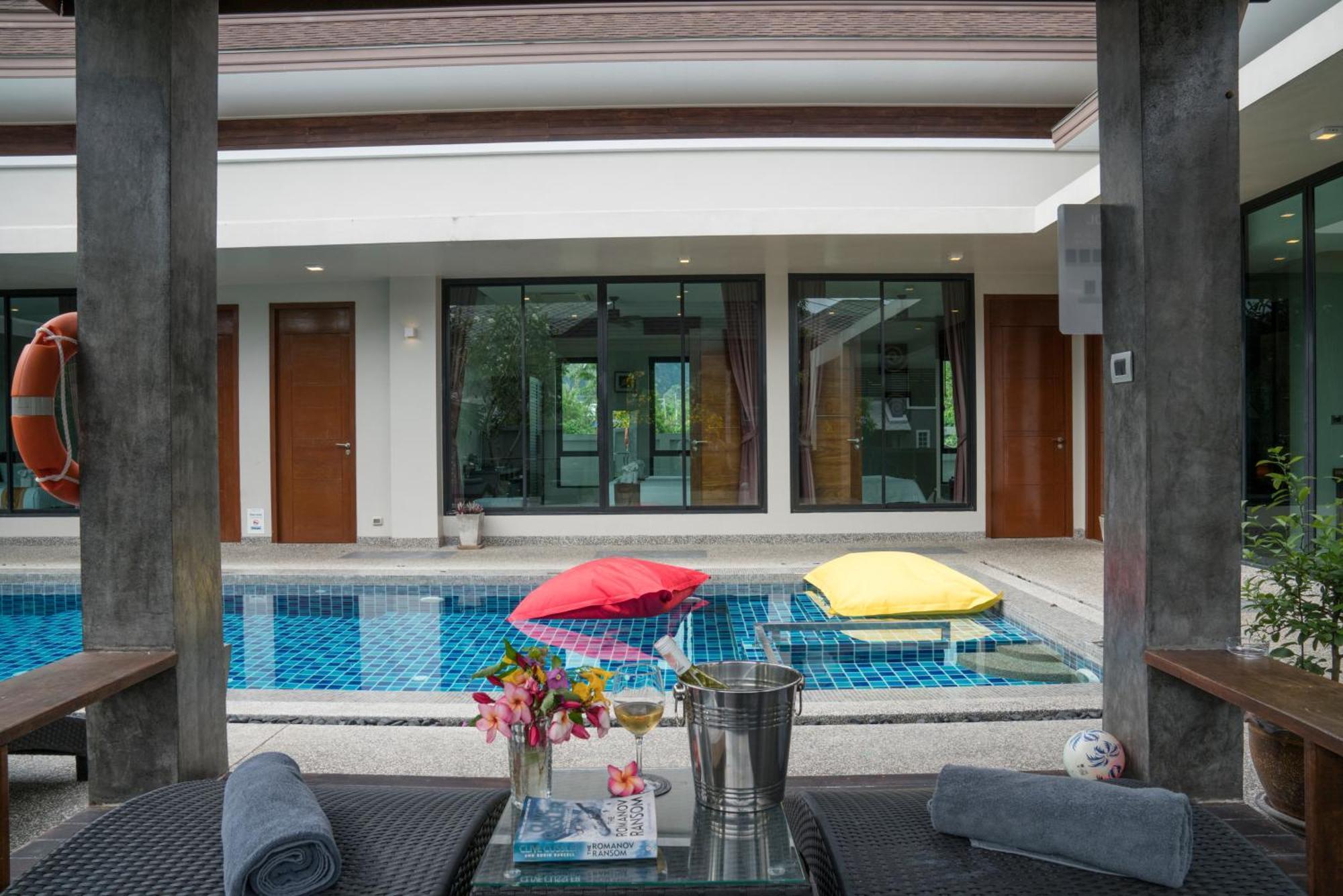 Narintara Private Pool Villas - Free Tuk-Tuk Service To The Beach! Ao Nang Luaran gambar