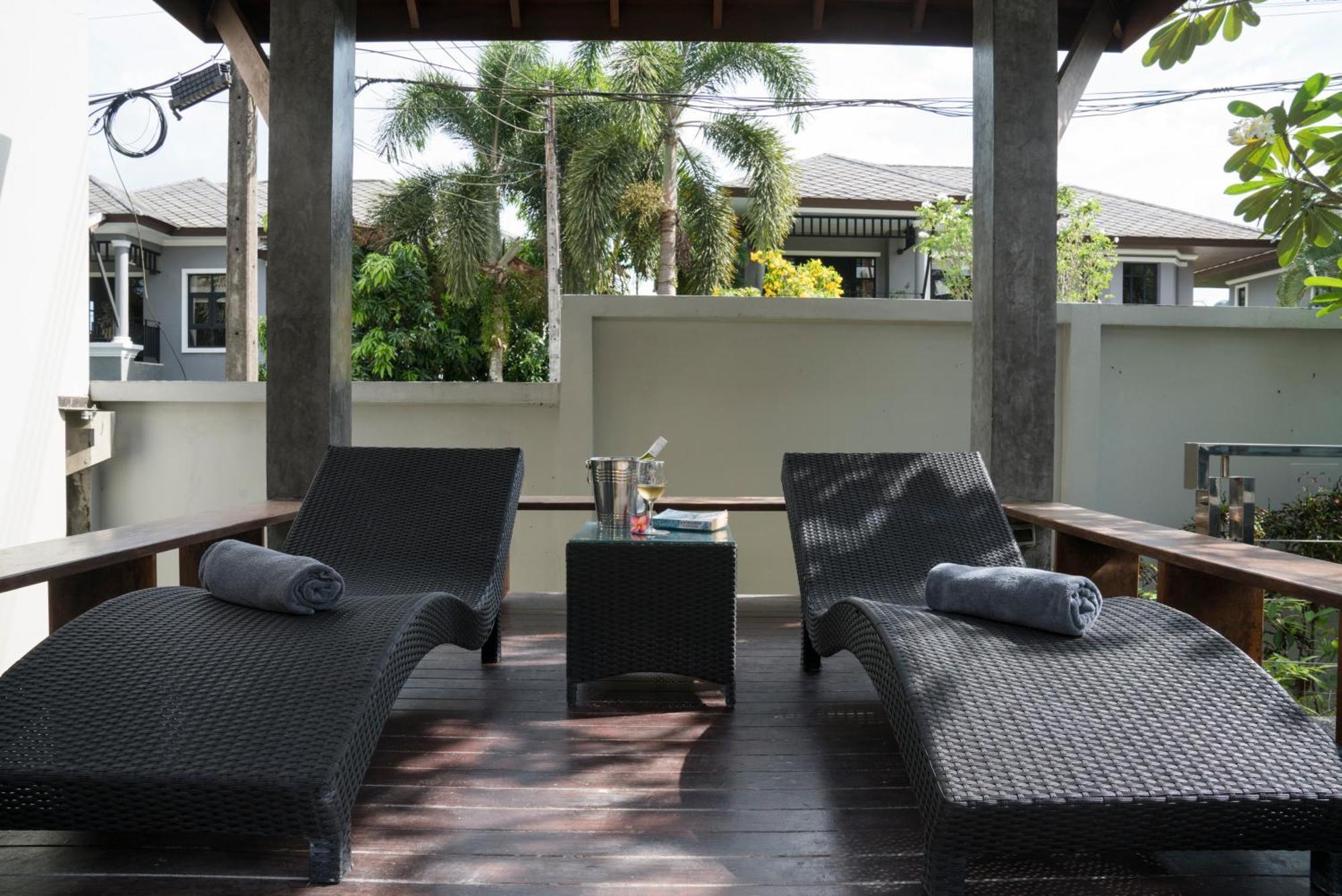 Narintara Private Pool Villas - Free Tuk-Tuk Service To The Beach! Ao Nang Luaran gambar